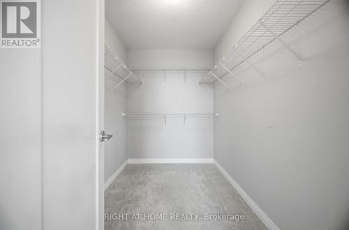 190 Rockledge Drive, Hamilton, ON - Indoor With Storage