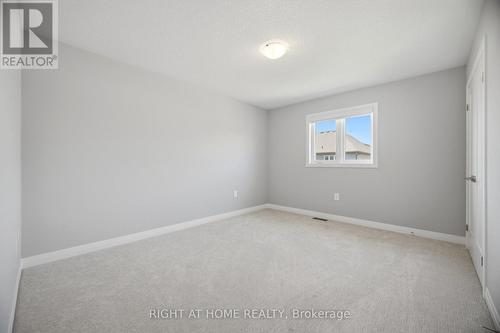 190 Rockledge Drive, Hamilton, ON - Indoor Photo Showing Other Room