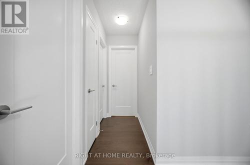 190 Rockledge Drive, Hamilton, ON - Indoor Photo Showing Other Room