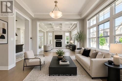 1387 AYMOND CRESCENT  Oakville, ON L6H 7W9