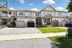 7 MACMILLAN AVENUE Whitby, ON L1R 3H4