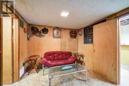 25 Strode Drive, Toronto, ON - Indoor Photo Showing Other Room