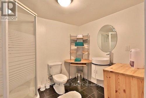 3rd Floor Unit Bathroom - 34 Macpherson Avenue, Toronto, ON - Indoor Photo Showing Bathroom