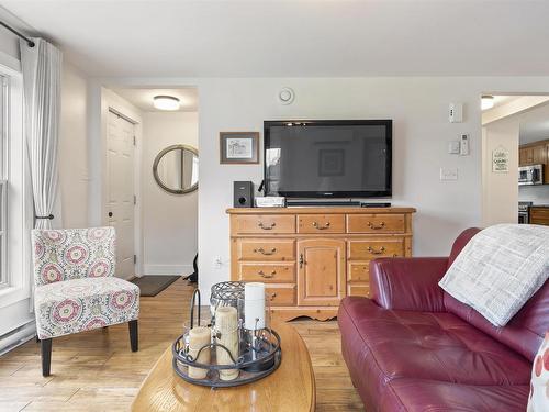 57 Highway 336, Upper Musquodoboit, NS - Indoor Photo Showing Living Room