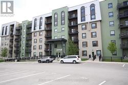 108 - 5 CHEF LANE Barrie, ON L9J 0J8