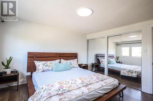2126 Millway Gate, Mississauga, ON - Indoor Photo Showing Bedroom
