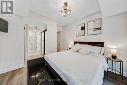 Primary Bedroom - 