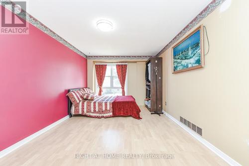 379 Wallenberg Crescent, Mississauga, ON - Indoor Photo Showing Bedroom