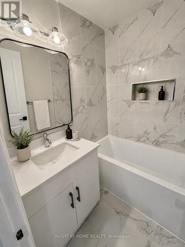 Virtually Staged - 24 - 7 Vale Carse Way, Toronto, ON - Indoor Photo Showing Bathroom