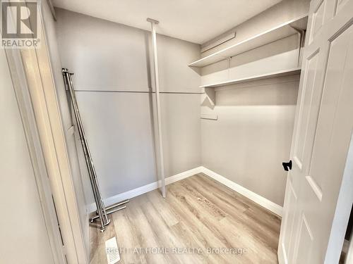 24 - 7 Vale Carse Way, Toronto, ON - Indoor Photo Showing Other Room