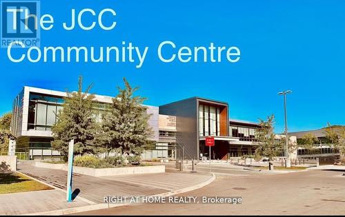 Walking Distance to JCC - 24 - 7 Vale Carse Way, Toronto, ON - 