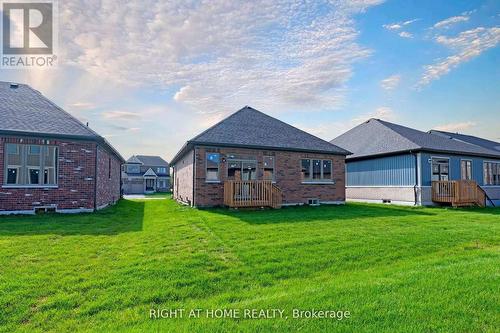 256 Duncan Street, Clearview, ON - Outdoor