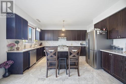 28 Marks Road, Springwater, ON - Indoor Photo Showing Kitchen With Upgraded Kitchen