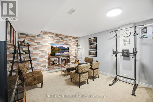 28 Marks Road, Springwater, ON - Indoor Photo Showing Other Room