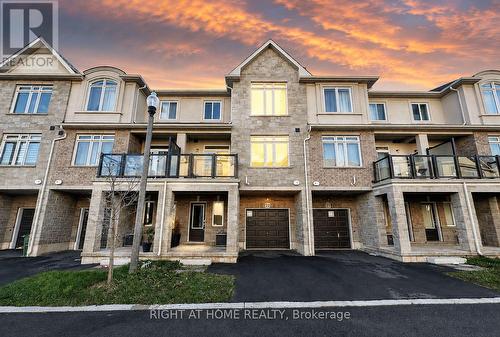 22 - 40 ZINFANDEL DRIVE  Hamilton, ON L8E 0L1