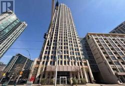 405 - 628 FLEET STREET Toronto, ON L5H 4C6
