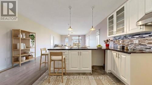 126 Kingsmere Crescent, New Tecumseth, ON - Indoor Photo Showing Kitchen