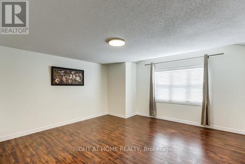 402 Lausanne Crescent, Waterloo, ON - Indoor Photo Showing Other Room