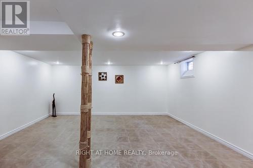 402 Lausanne Crescent, Waterloo, ON - Indoor Photo Showing Other Room