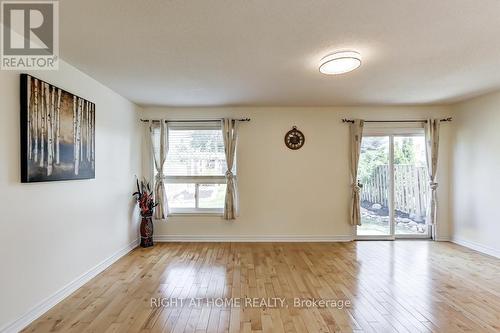 402 Lausanne Crescent, Waterloo, ON - Indoor Photo Showing Other Room