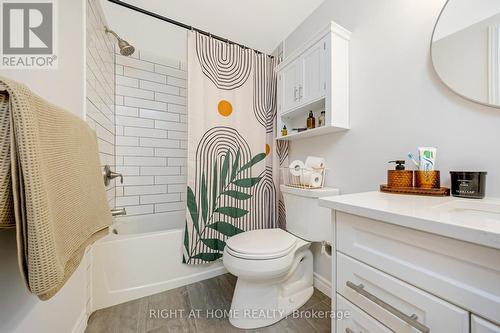 203 - 264 Alma Street, Guelph/Eramosa, ON - Indoor Photo Showing Bathroom