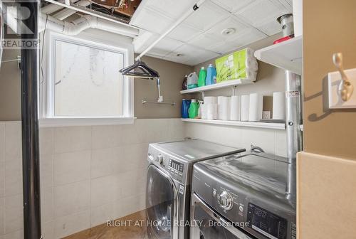 6415 Dunray Court, Mississauga, ON - Indoor Photo Showing Laundry Room