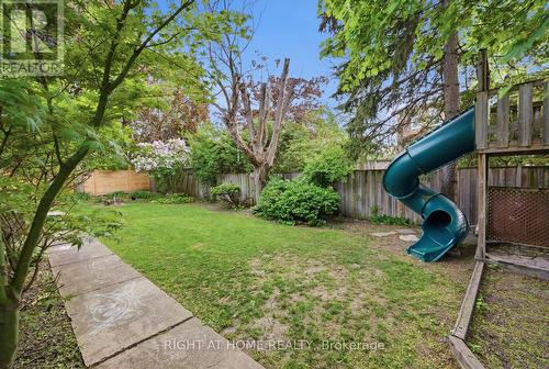 6415 Dunray Court, Mississauga, ON - Outdoor