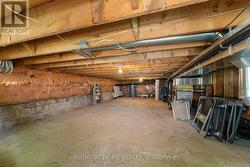 Nice dry crawl space - 