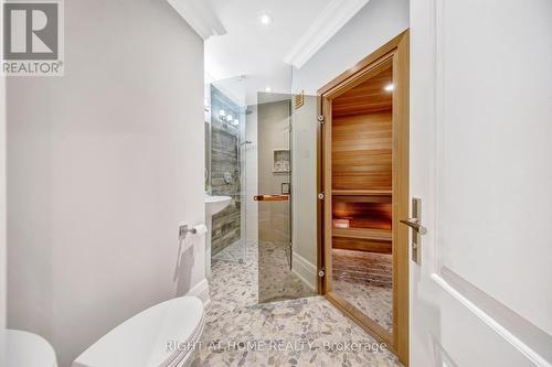 484 Avonwood Drive, Mississauga, ON - Indoor