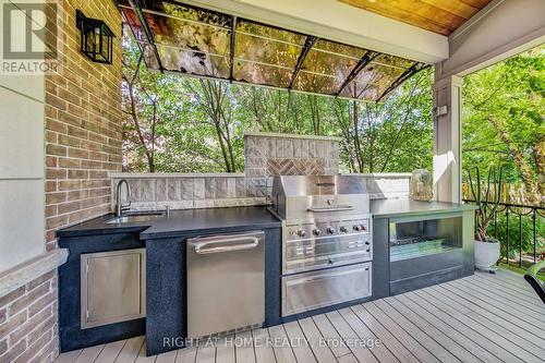 484 Avonwood Drive, Mississauga, ON - Outdoor With Deck Patio Veranda With Exterior
