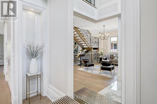 484 Avonwood Drive, Mississauga, ON - Indoor Photo Showing Other Room