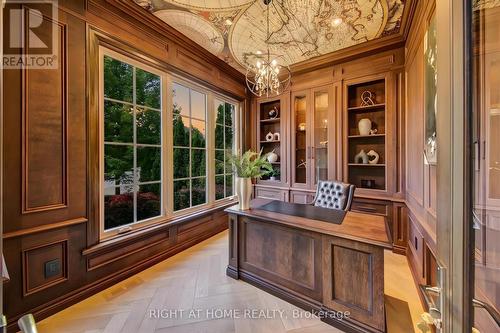 484 Avonwood Drive, Mississauga, ON - Indoor
