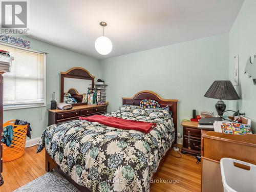 524 Colborne Street E, Oshawa, ON - Indoor Photo Showing Bedroom