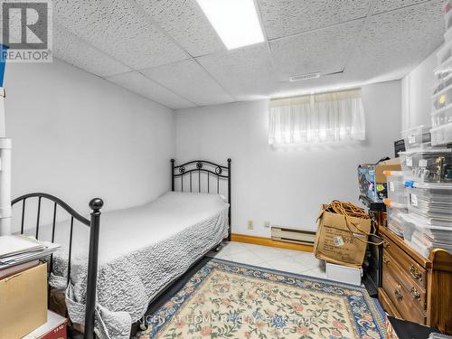 524 Colborne Street E, Oshawa, ON - Indoor Photo Showing Bedroom