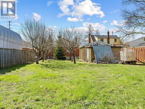 524 Colborne Street E, Oshawa, ON - Outdoor