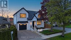 17 EXBURY ROAD Toronto, ON M3M 1P6