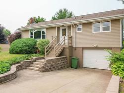 19 Sheridan Street  Albro Lake, NS B3A 2C8