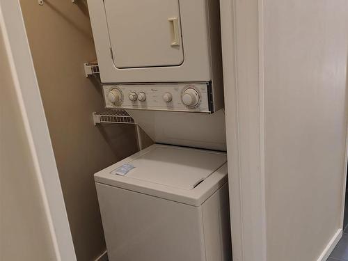412 5221 Nora Bernard Street, Halifax, NS - Indoor Photo Showing Laundry Room
