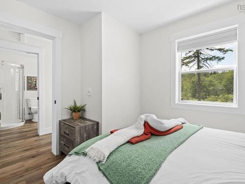 97 Forest Heights Drive, Vaughan, NS - Indoor Photo Showing Bedroom