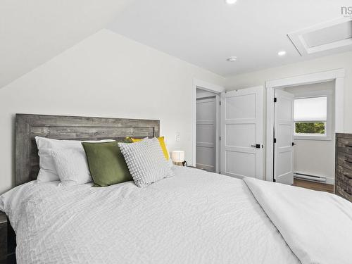 97 Forest Heights Drive, Vaughan, NS - Indoor Photo Showing Bedroom