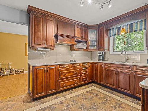 15 Archibald Drive, Fall River, NS - Indoor Photo Showing Kitchen With Double Sink
