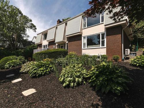 6201 Regina Terrace, Halifax, NS - Outdoor