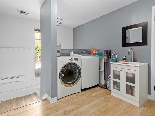 6201 Regina Terrace, Halifax, NS - Indoor Photo Showing Laundry Room