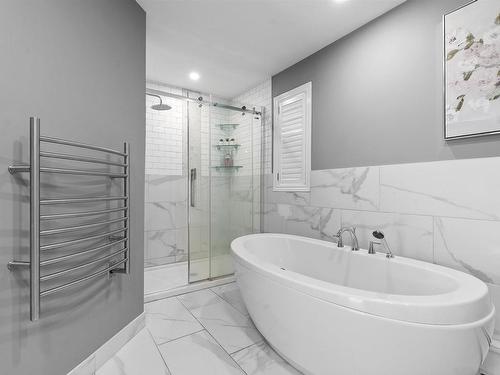 6201 Regina Terrace, Halifax, NS - Indoor Photo Showing Bathroom