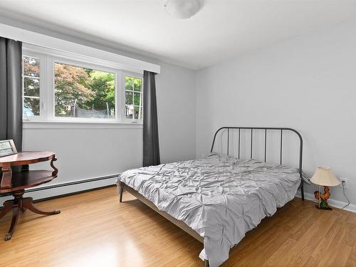 6201 Regina Terrace, Halifax, NS - Indoor Photo Showing Bedroom