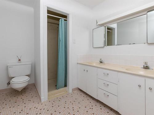 6201 Regina Terrace, Halifax, NS - Indoor Photo Showing Bathroom