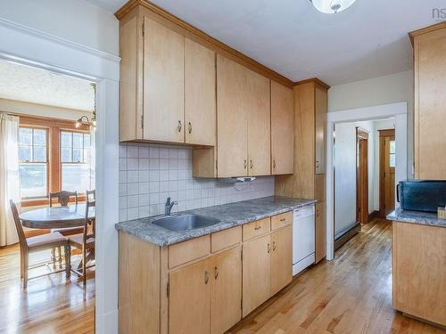 603 Sutherland Terrace, Kentville, NS - Indoor Photo Showing Kitchen