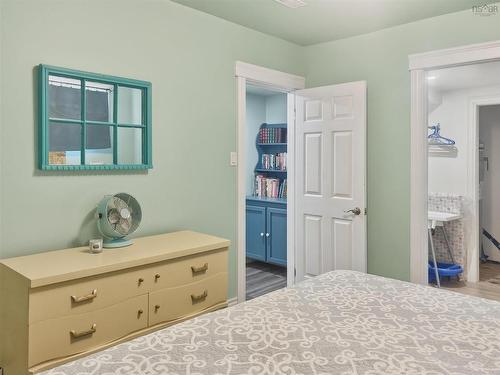 146 Pinky Creek Road, Parrsboro, NS - Indoor Photo Showing Bedroom