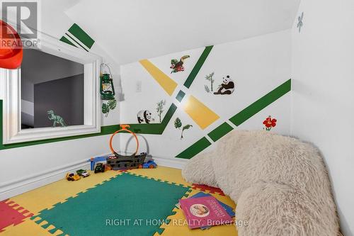 362 Short Point Road, Rideau Lakes, ON - Indoor Photo Showing Other Room