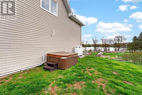 362 Short Point Road, Rideau Lakes, ON - Outdoor